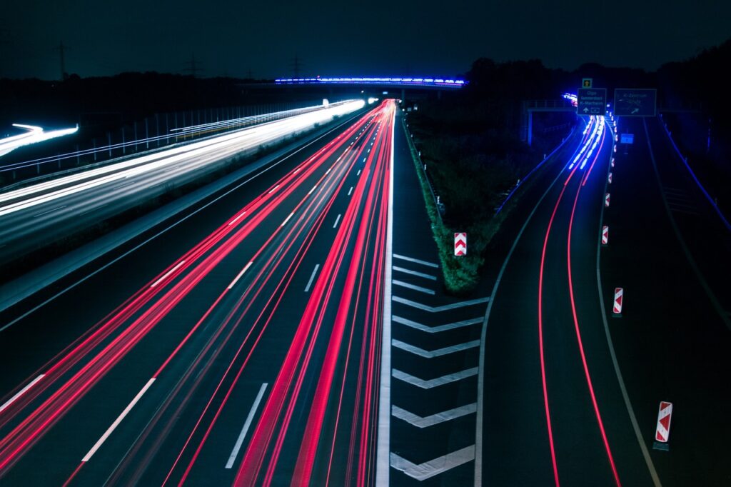 traffic, lights, highway-2007979.jpg